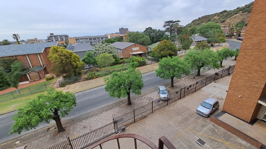 2 Bedroom Property for Sale in Arboretum Free State